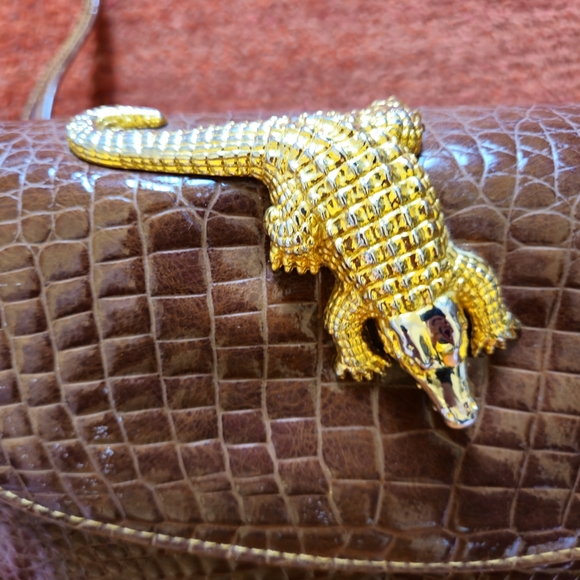 Vintage Alligator Faux Skin Handbag Goldtone Animal Figurine Brown Crossbody - Picture 2 of 11